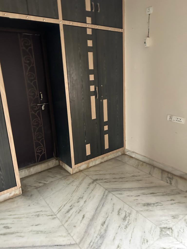 2 BHK  Flat For sale in M